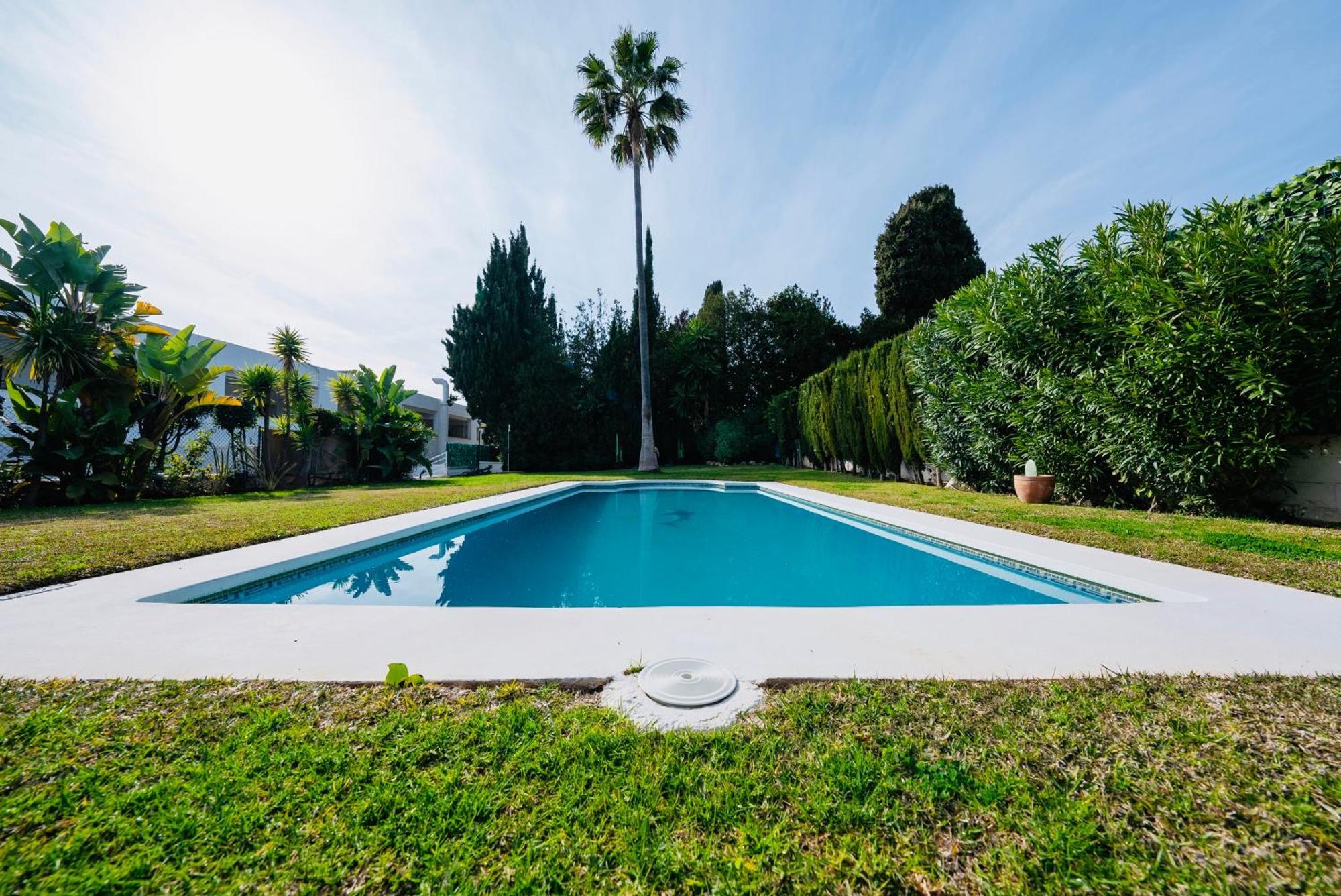 Frente A La Playa Apartamento Boutique En Marbella Exterior photo